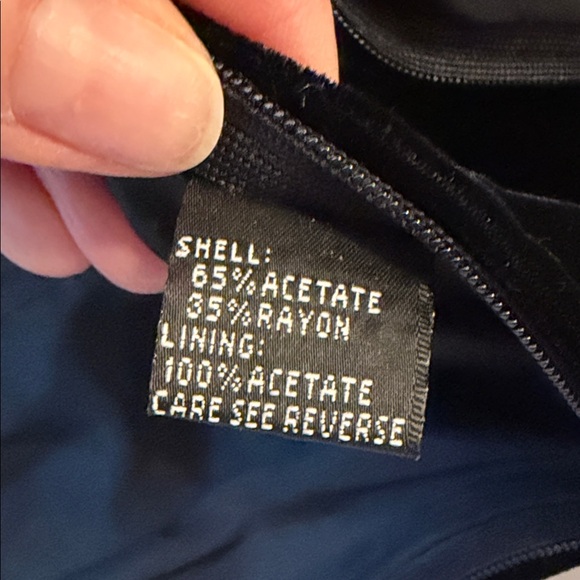 Carmen Marc Valvo Black Halter Blouse - Picture 5 of 7